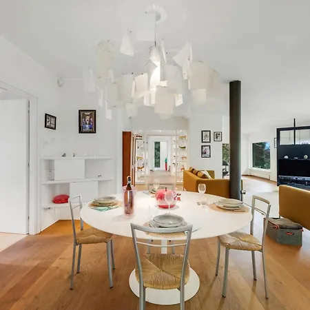 Villa Il Gioiellino: Lake Maggiore Villa With Inside Pool And Sauna