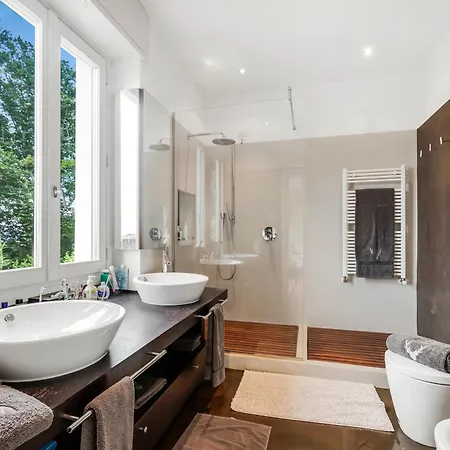 Il Gioiellino: Lake Maggiore Villa With Inside Pool And Sauna Gignese