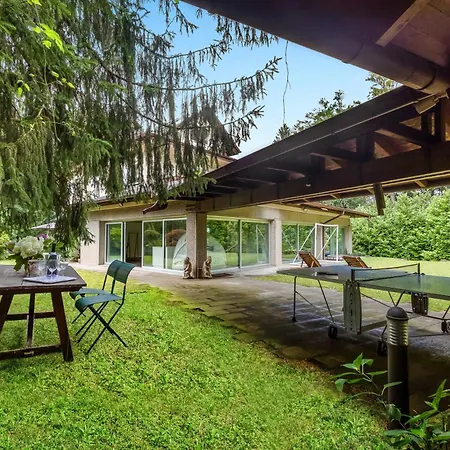 Villa Il Gioiellino: Maggiore With Inside Pool And Sauna